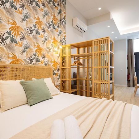 Florit Flats - The Trafalgar Apartments III Валенсия Екстериор снимка