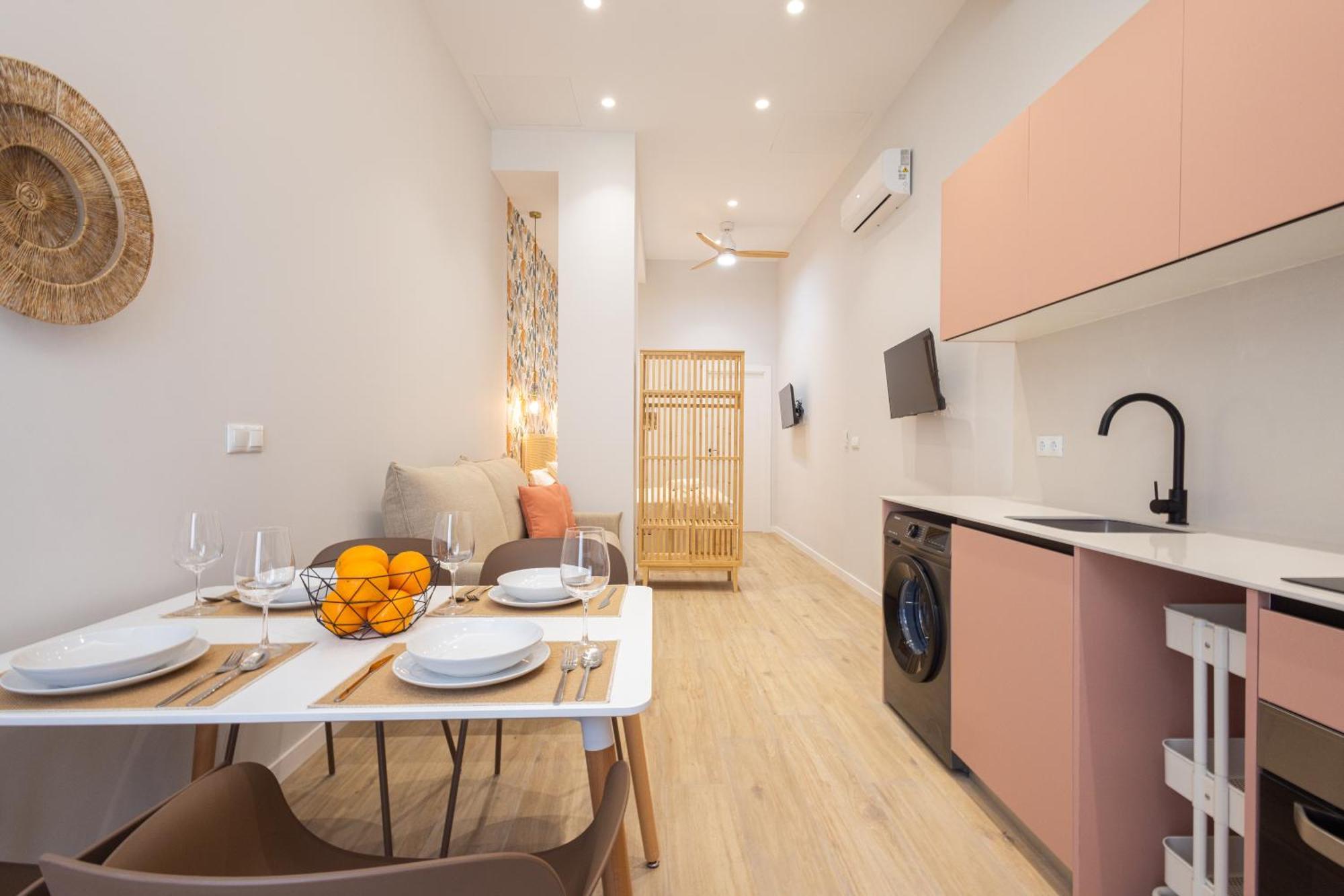 Florit Flats - The Trafalgar Apartments III Валенсия Екстериор снимка