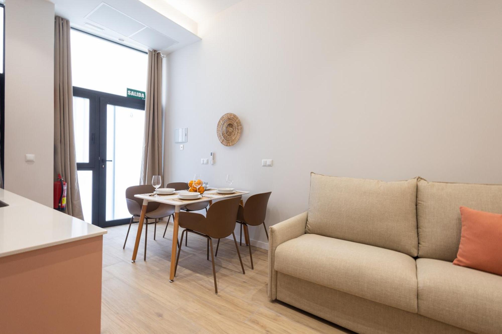 Florit Flats - The Trafalgar Apartments III Валенсия Екстериор снимка