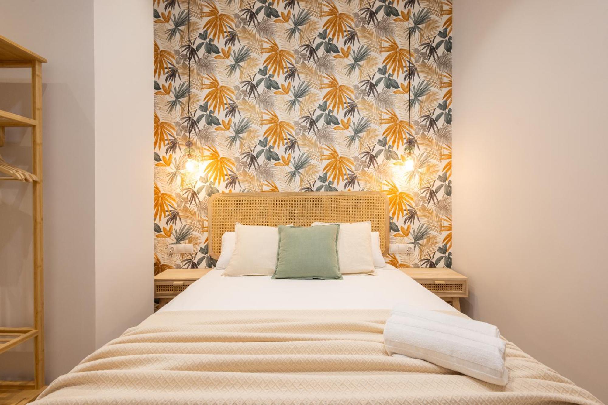 Florit Flats - The Trafalgar Apartments III Валенсия Екстериор снимка