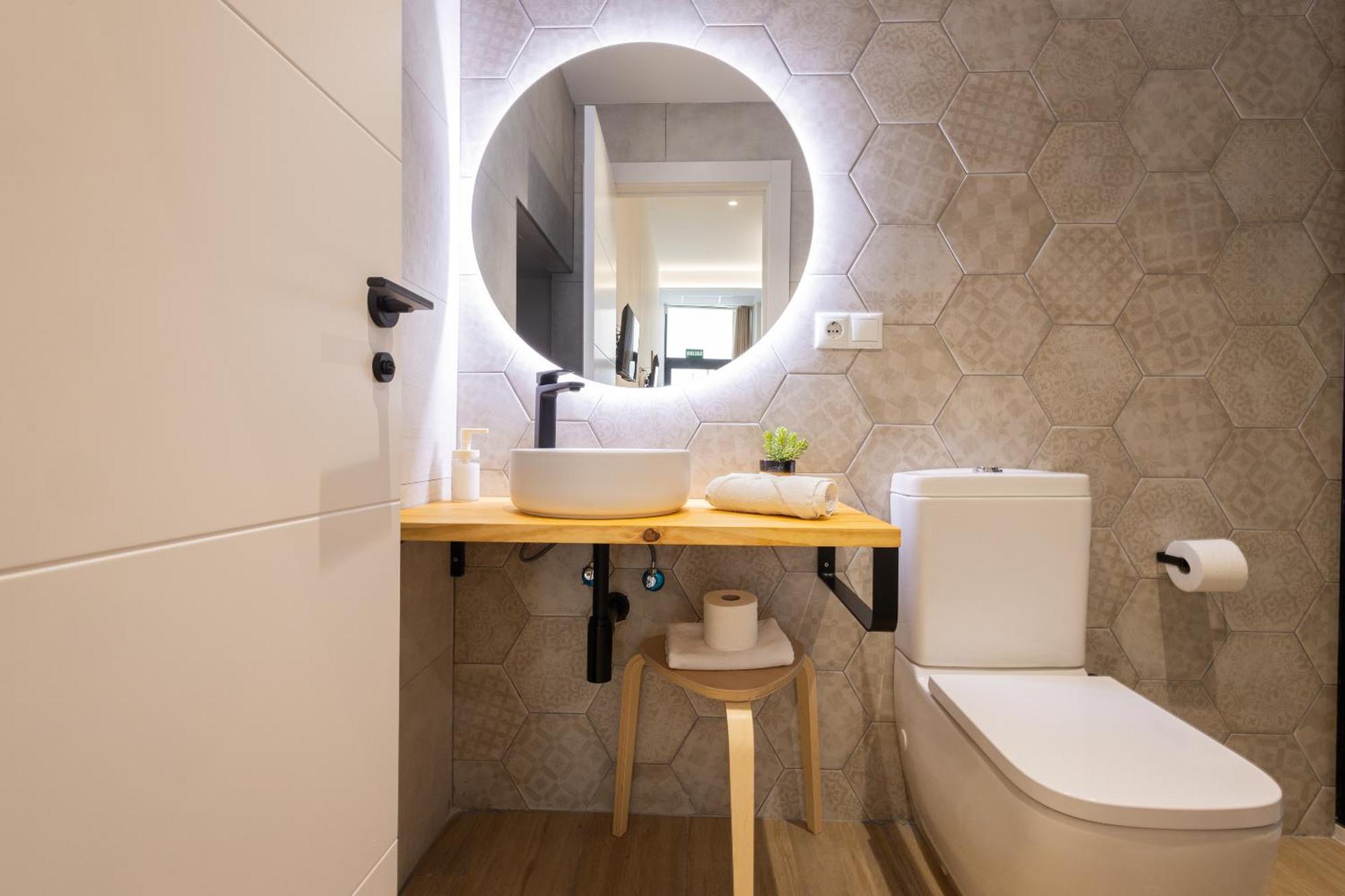 Florit Flats - The Trafalgar Apartments III Валенсия Екстериор снимка
