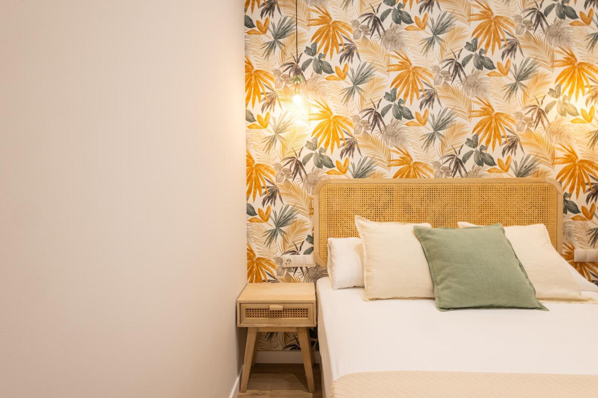 Florit Flats - The Trafalgar Apartments III Валенсия Екстериор снимка